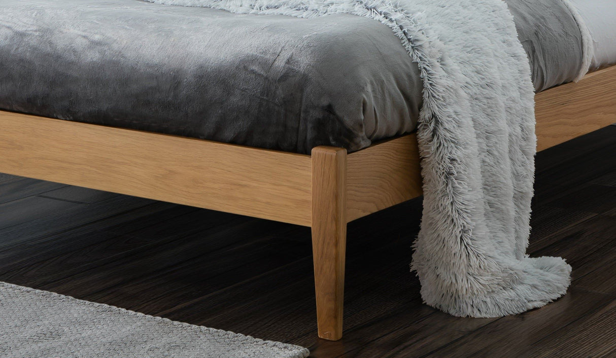 Bazel King Bed - Oak