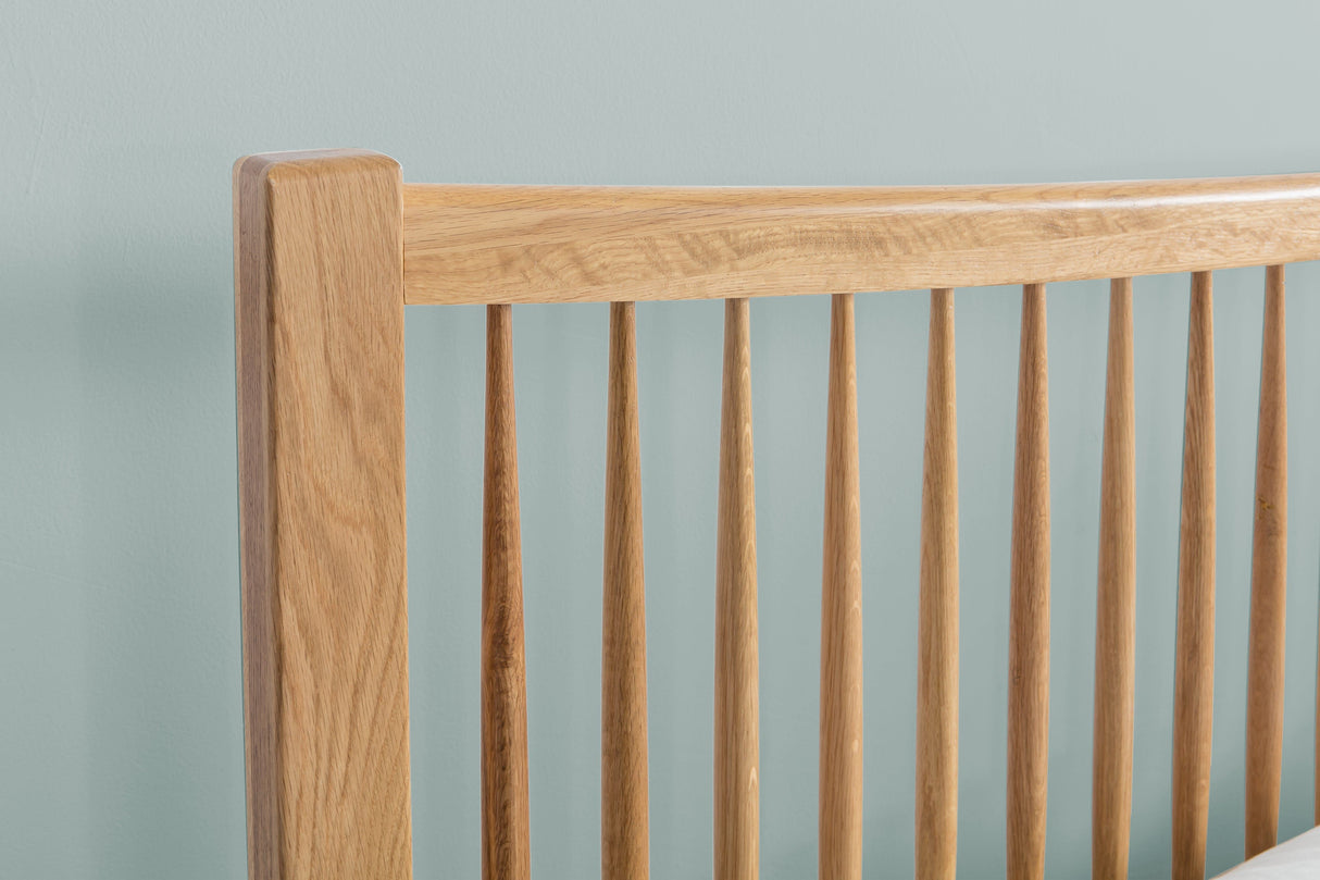 Bazel King Bed - Oak