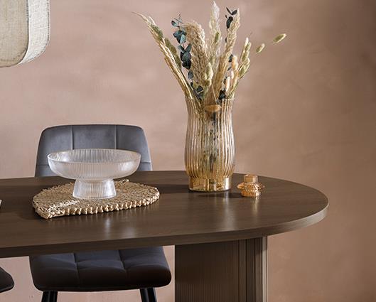 Axel Oval Fluted Dining Table with 4 Fabric Chairs - Walnut