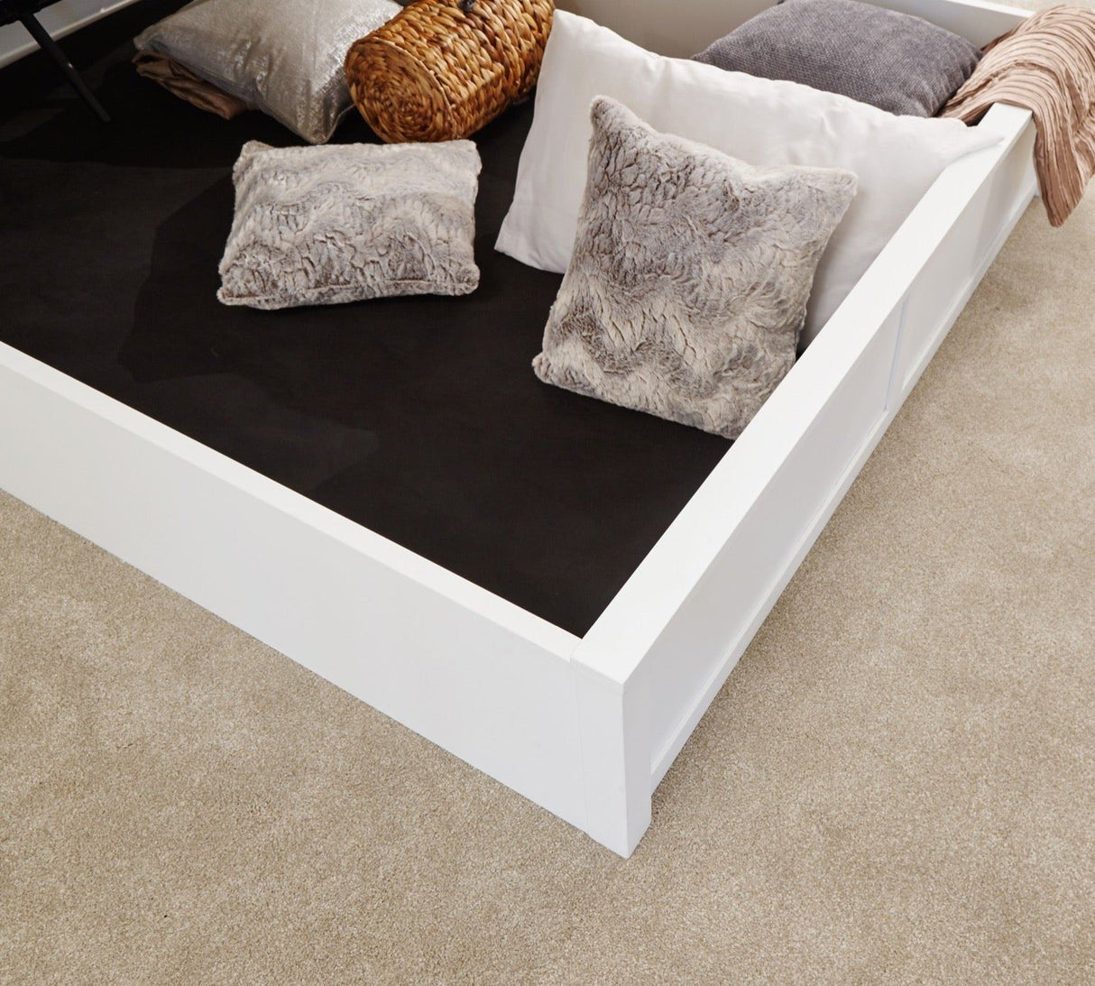 Como King Wooden Ottoman - White