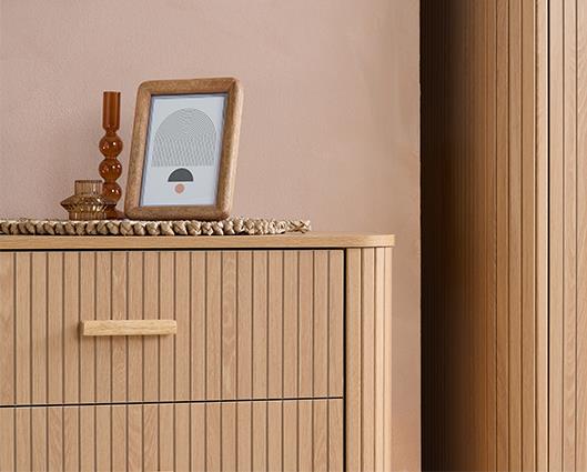Axel 6 Drawer Fluted Chest - Oak