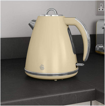 Swan 1.5L Retro Jug Kettle Cream