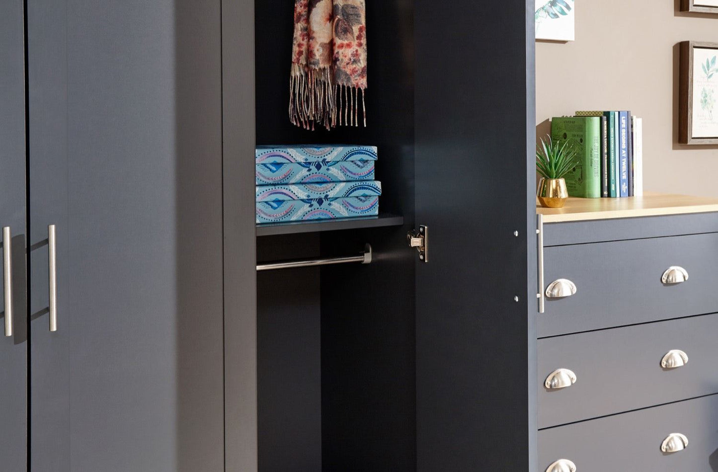 Lachlan 4 Piece Set-Blue