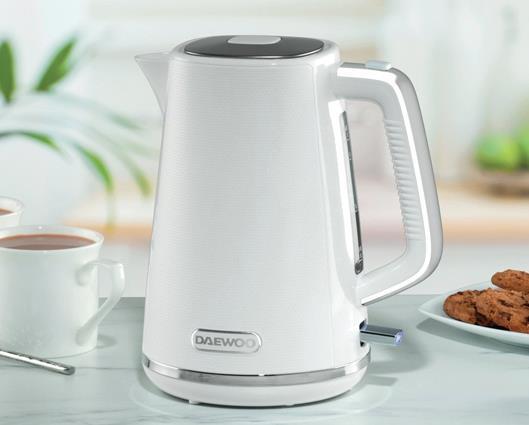 Daewoo Stirling 2 Slice Toaster & 1.7 Kettle White with FREE GIFT