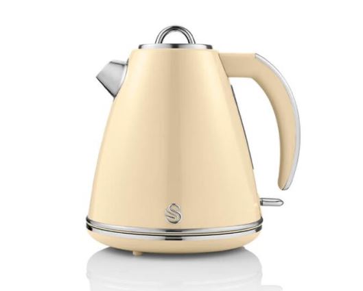 Swan 1.5L Retro Jug Kettle Cream