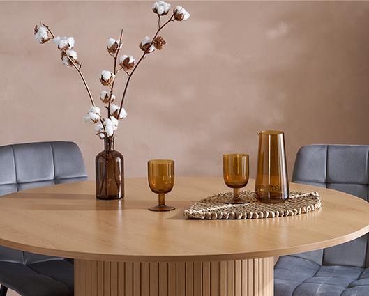 Axel Round Fluted Dining Table with 4 Fabric Chairs - Oak
