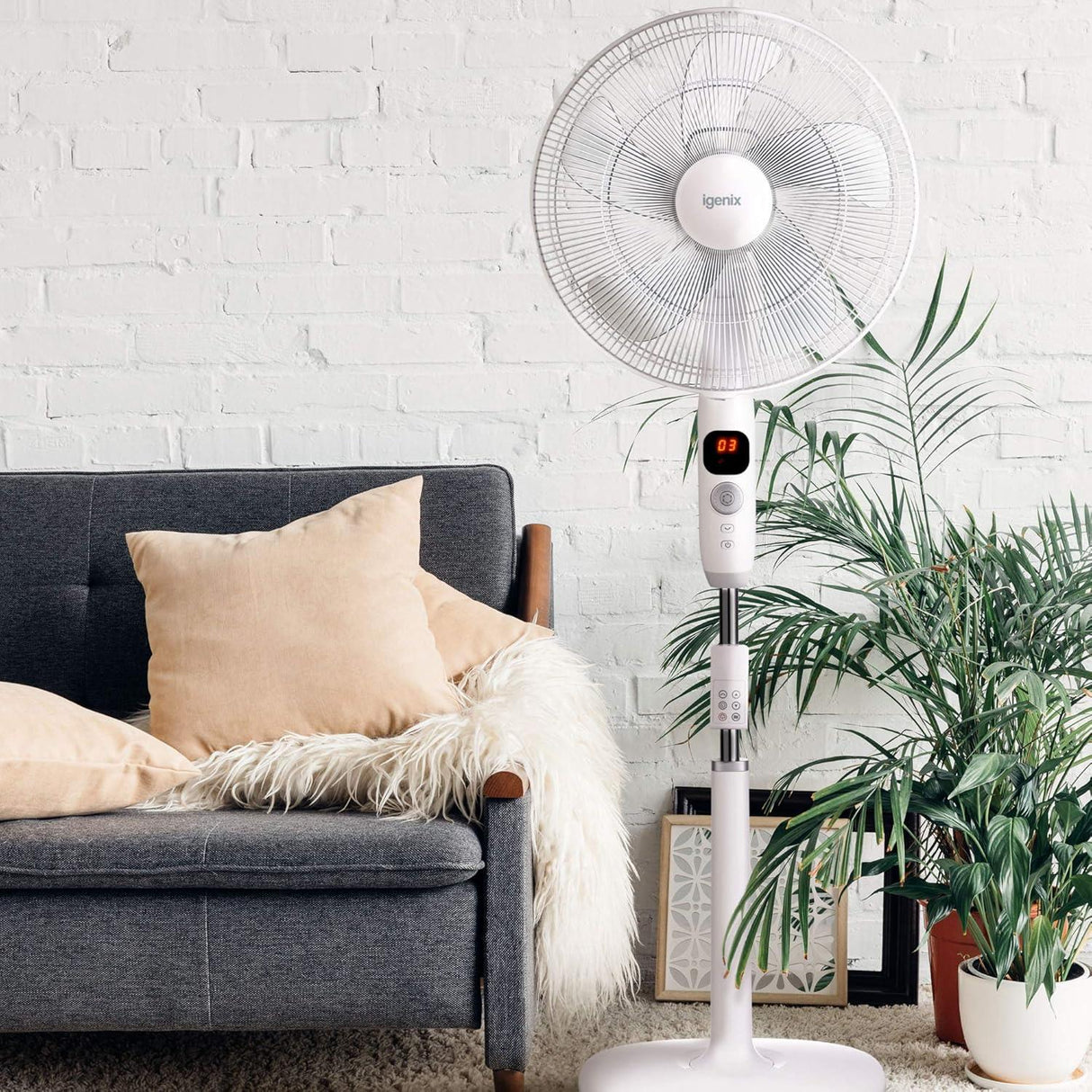 Igenix 16" Digital DC Motor Pedestal Fan - White
