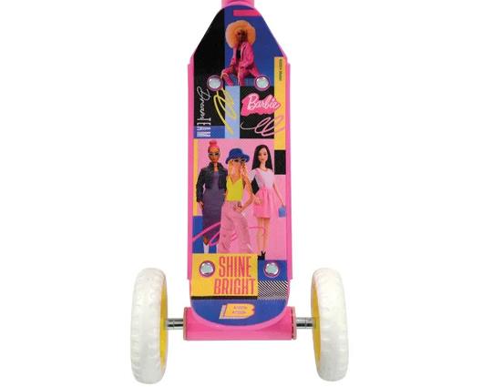 Barbie Deluxe Tri scooter